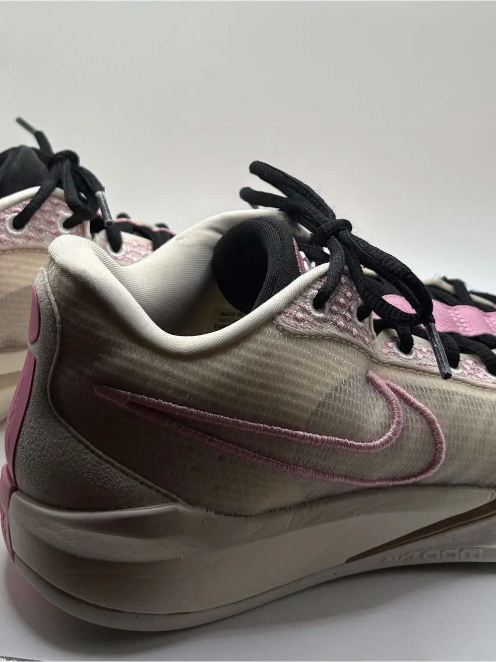 Nike Sabrina 1 NBY “Kay Yow” Custom Basketball Shoes Sneakers Men’s 8.5 Athletic